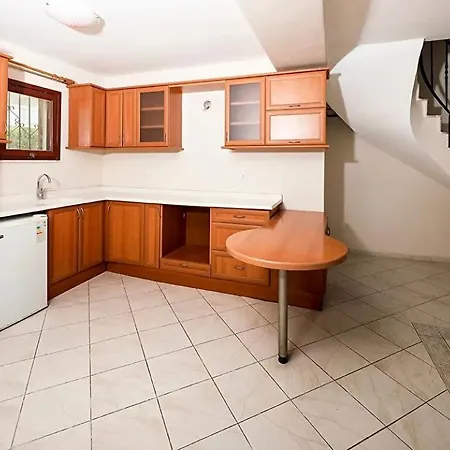 Akay Garden Family Club Apartmanhotel Çeşme