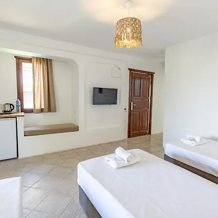 Akay Garden Family Club Apartmanhotel Çeşme